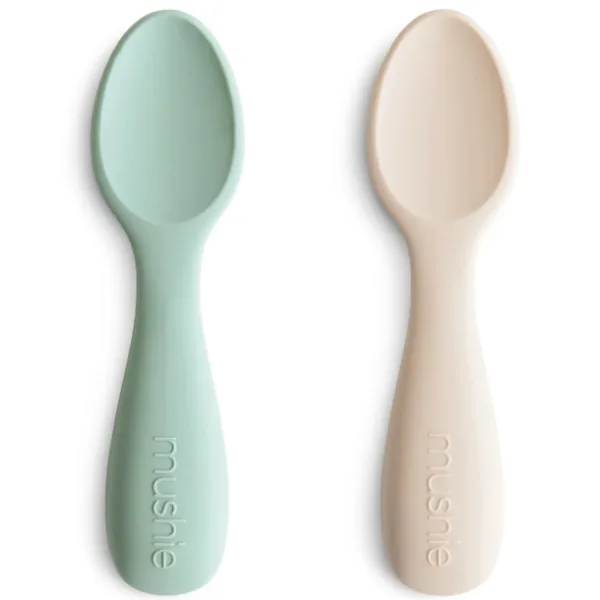 Mushie Skeer - Silikone ske - Cambridge Blue & Shifting Sand - Mushie