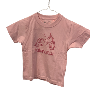 #Storesøster T-shirt S/S Enhjørning, Lyserød Med Pink Krystalina - Jeg skal være storesøster T-Shirt - Legekammeraten.dk - Legekammeraten.dk