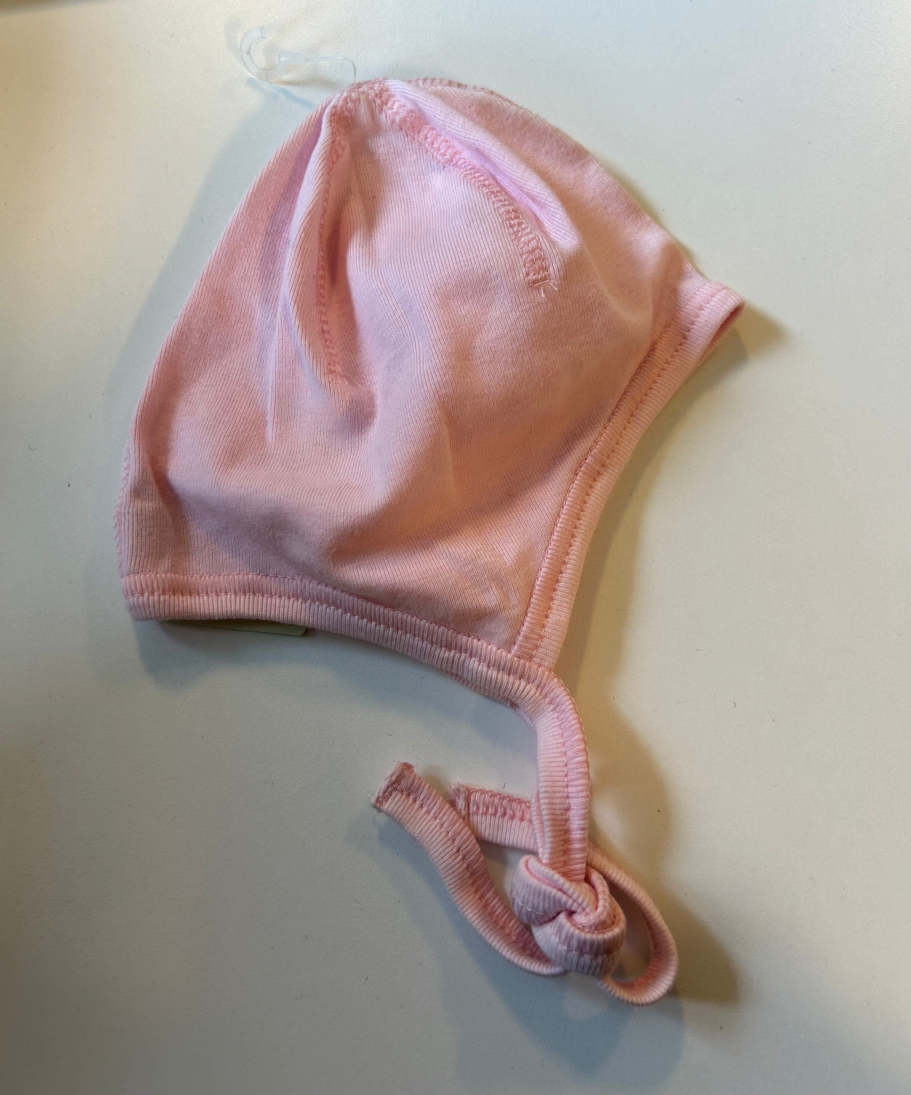 Joha Bomulds Baby Hjelm, Lyserød - Legekammeraten.dk - Legekammeraten.dk